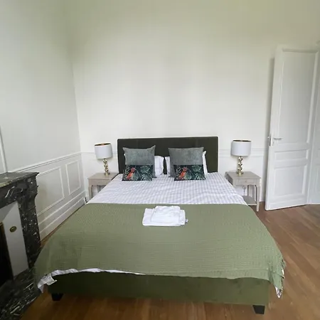 Bed and breakfast Chateau De Respide